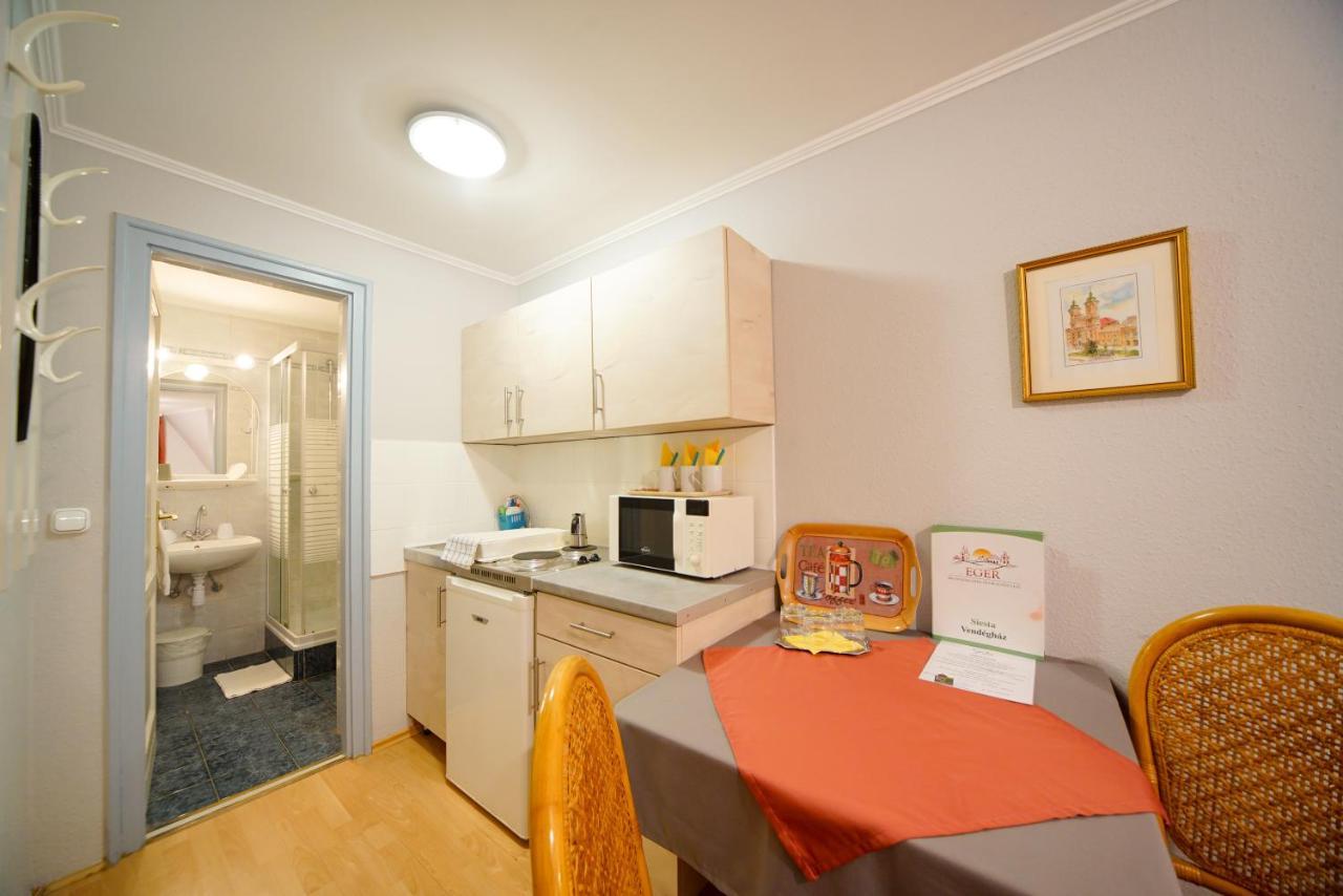 Siesta Vendeghaz Villa Егер Екстериор снимка
