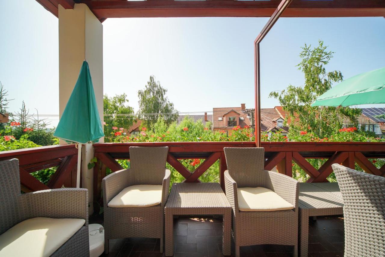 Siesta Vendeghaz Villa Егер Екстериор снимка
