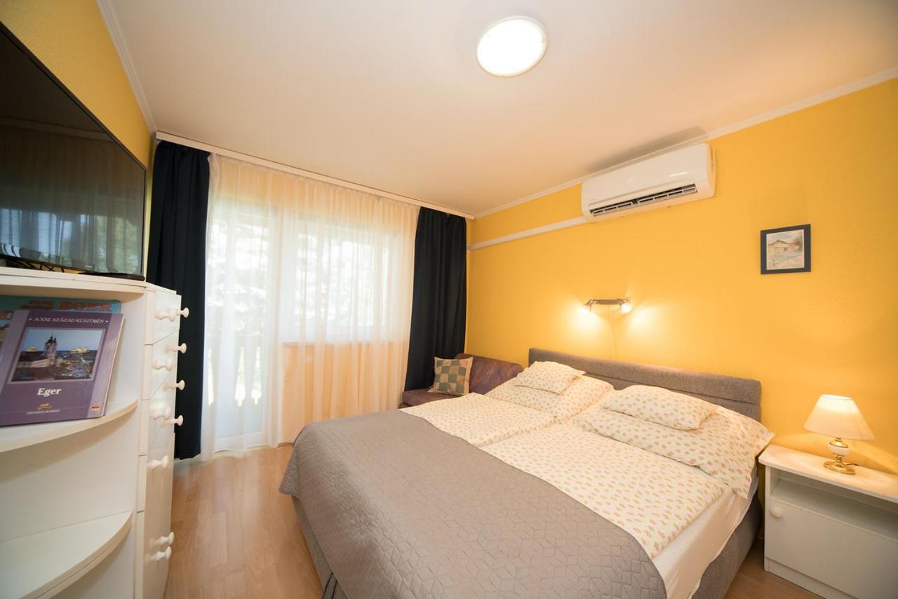 Siesta Vendeghaz Villa Егер Екстериор снимка